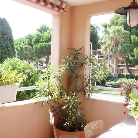 Cap Azur Apartment La Faviere